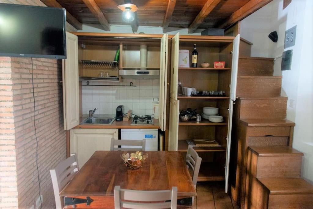 Appartamento Monti Wood Loft Roma Esterno foto
